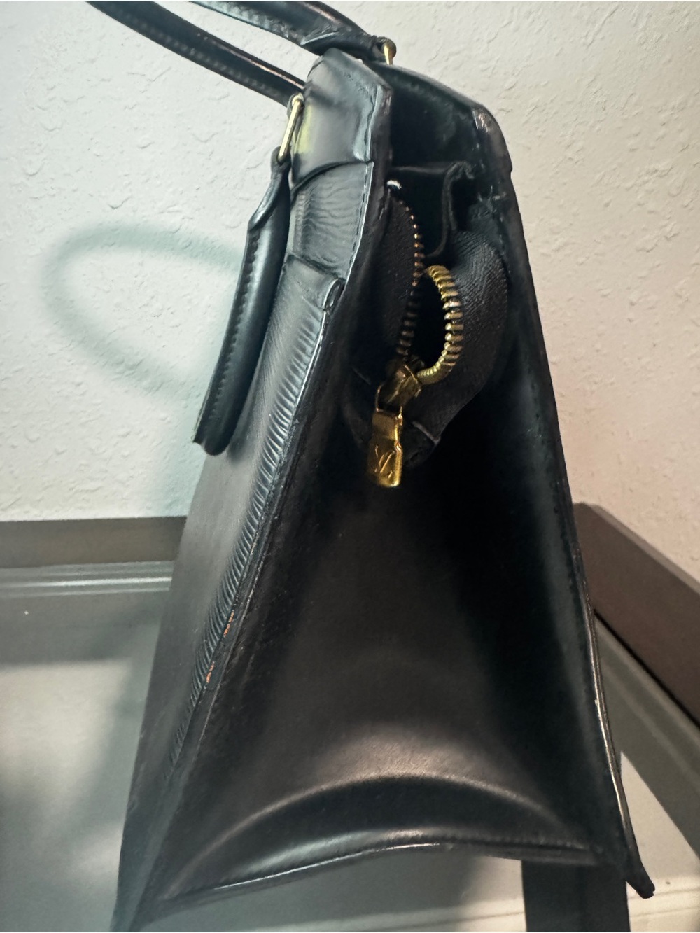 Louis Vuitton Riviera Black Epi Leather Shoulder Bag - Picture 9 of 12
